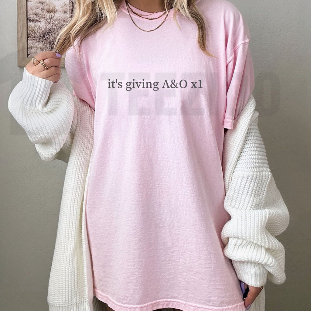 Funny Gen-Z Nurse Slang T-Shirt – Sarcastic Medical Humor Graphic Tee, It’s Giving A&O x1 Nursing Gift Shirt