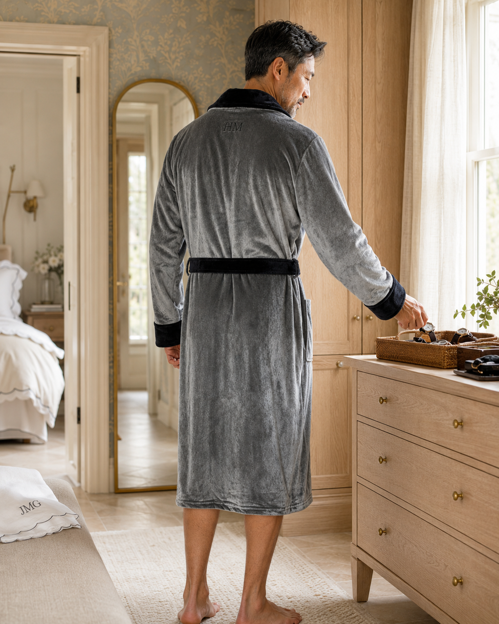 Cozy Mens Plush Robes – Built for Comfort, Designed to Last